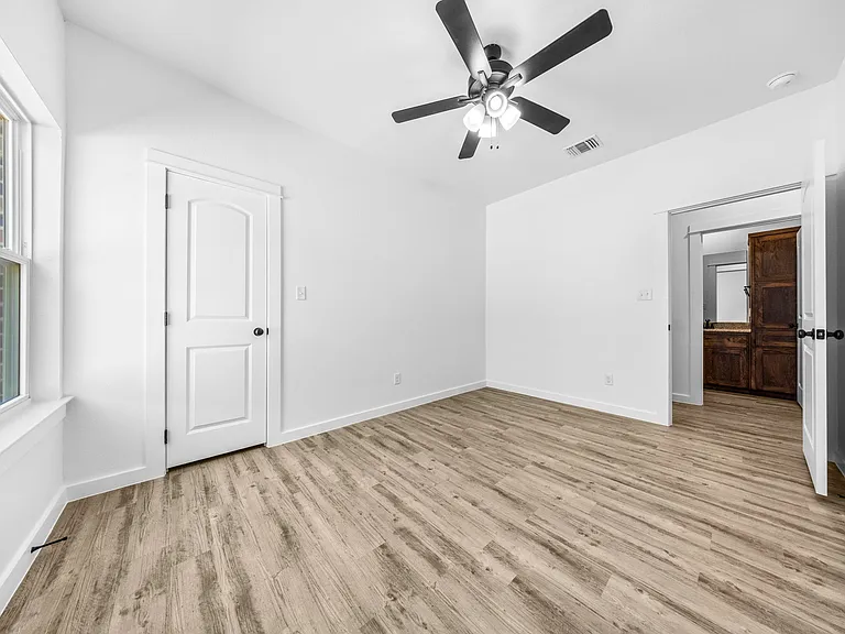 3613 Canvasback Trl #B — Photo 16