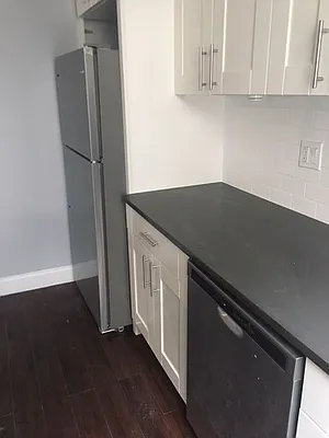 Sold by Halvatzis Realty | media 5