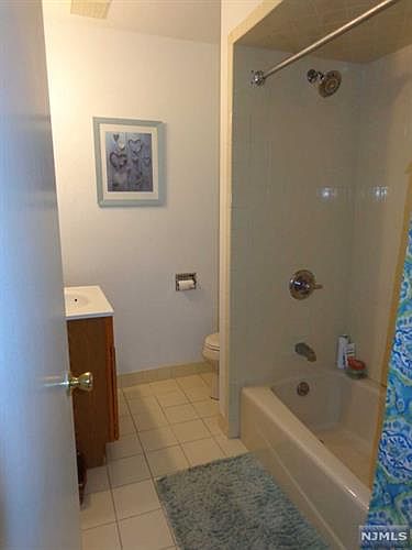 2nd image of 99 Nutley Ave APT 2