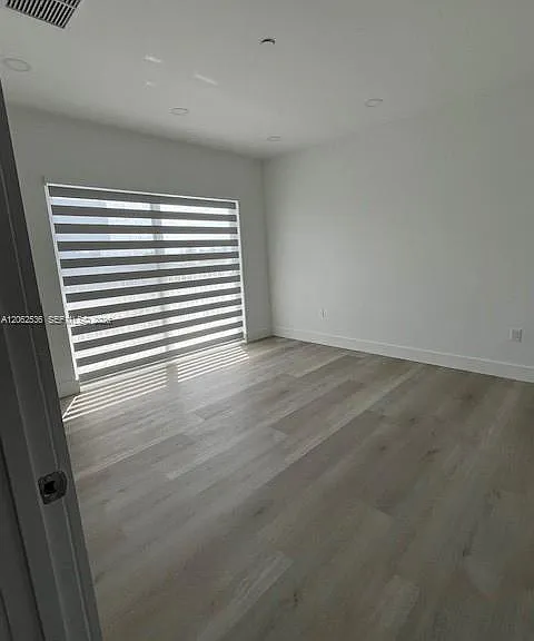816 84th St — Photo 20