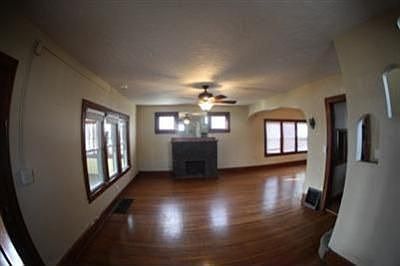 1st image of 321 E Herrick Ave