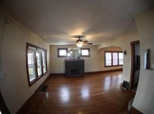 321 E Herrick Ave, Wellington, OH