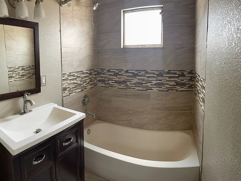 7921 Crenshaw Blvd #1 — Photo 12