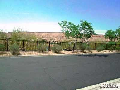 Front View of Flat Top Mesa