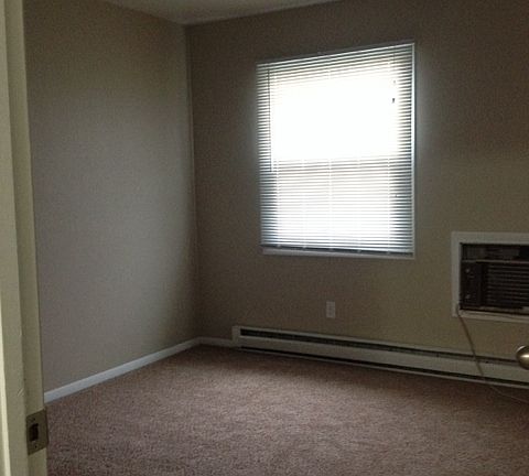 2nd image of 1500 McDonald Ave APT 28
