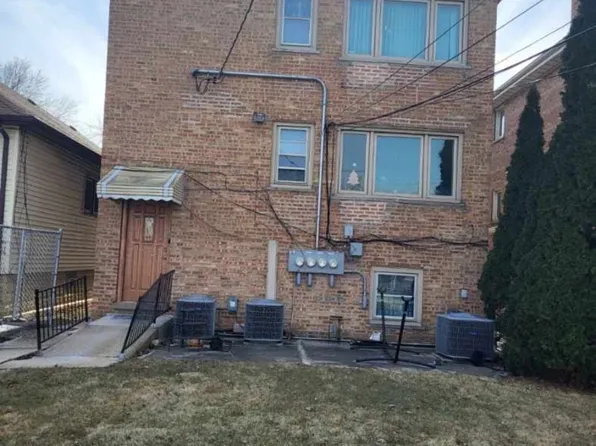 6122 W 55th St, Chicago, IL 60638