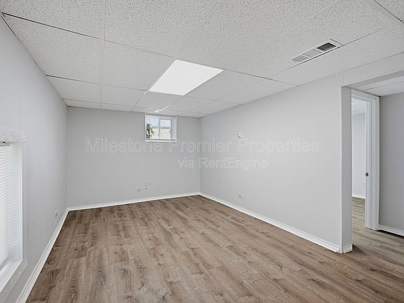 4th image of 310 S Barrett Ave Suite 101