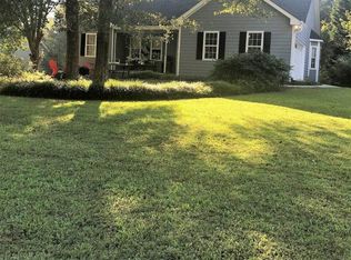 866 Windward Rd, Winder, GA 30680