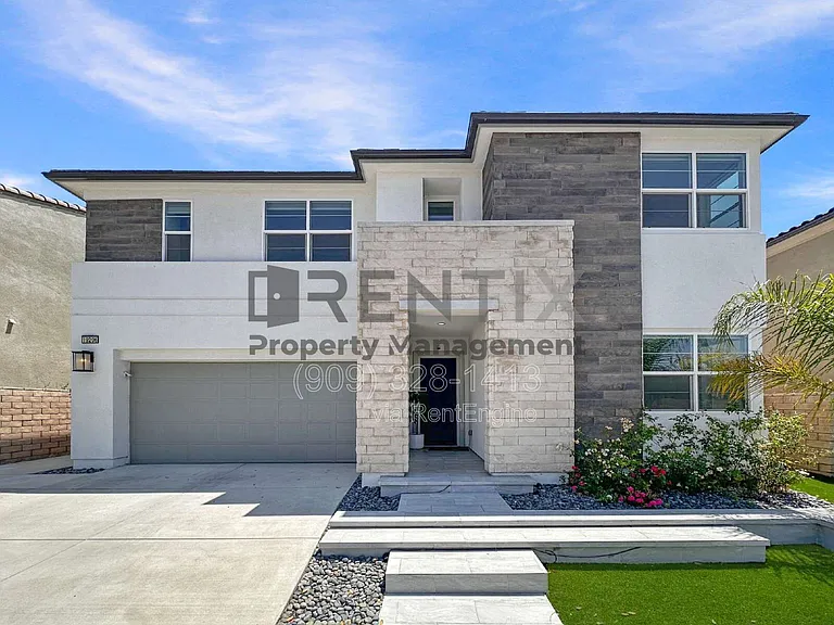 19206 Blackthorn Dr — Photo 2