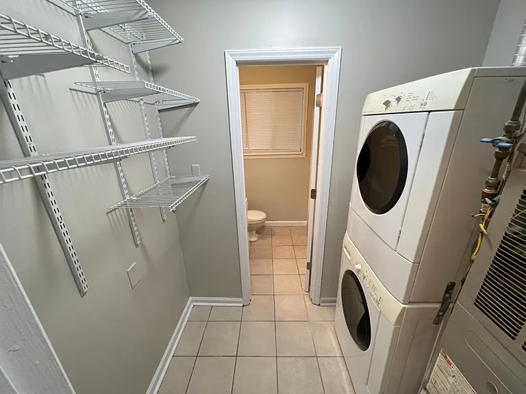 104 Beverly Dr — Photo 7