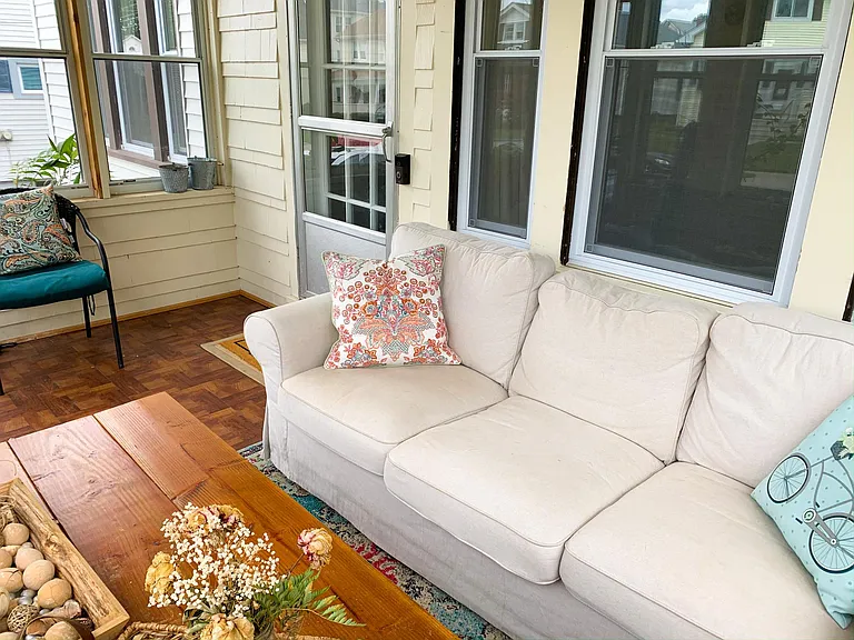 111 Richard St #1 — Photo 4