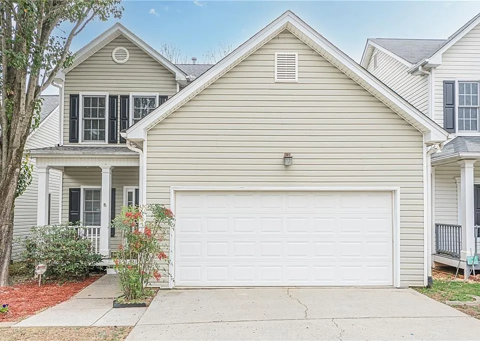 720 Gardenside Cir SE