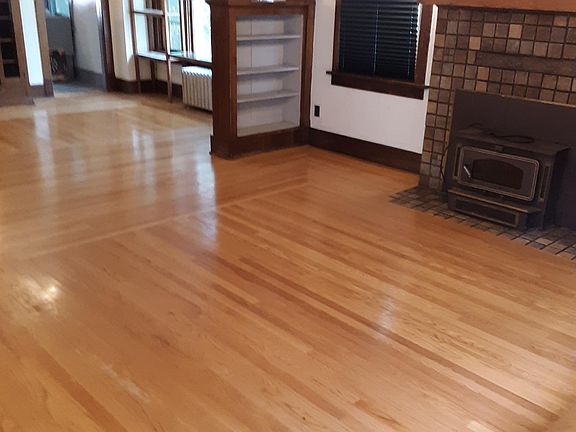 2nd image of 315 S 6th St