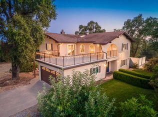 10381 Blue Light Ln, Auburn, CA 95603