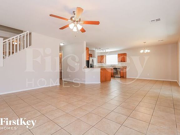 3rd image of 18149 W Elm St