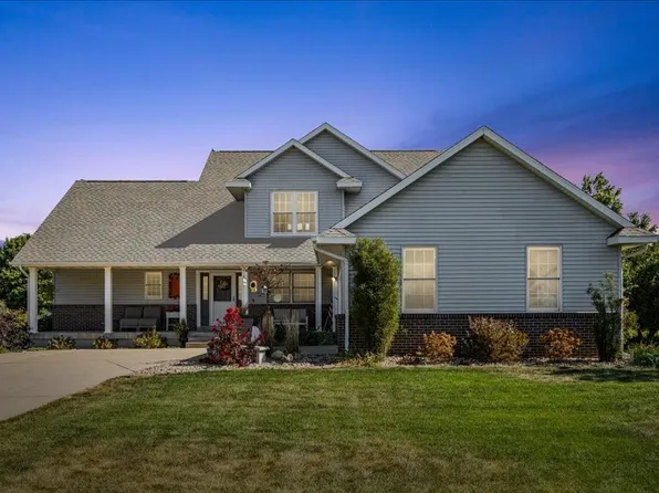 9140 Deer Valley Dr, Cedar Rapids, IA 52411