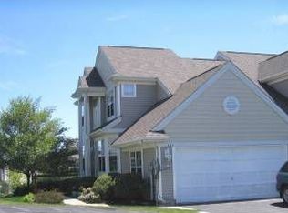 1111 Highland Ct, Stewartsville, NJ 08886