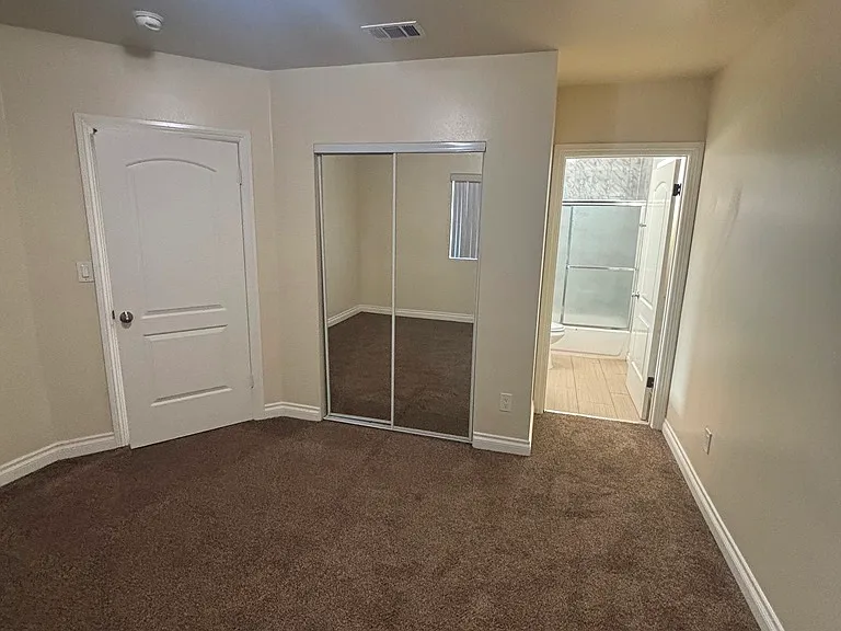 347 E 118th Pl — Photo 7