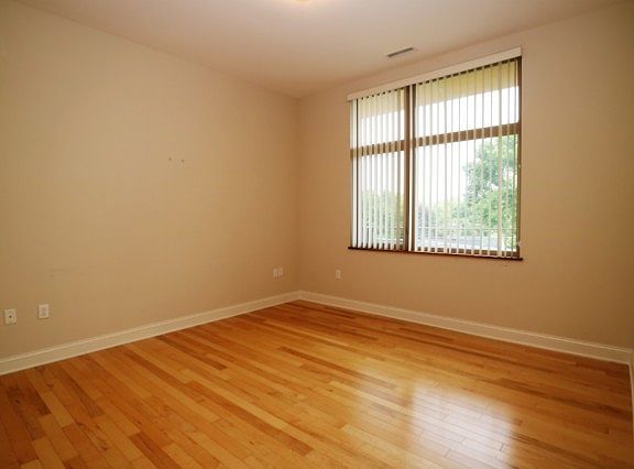 5th image of 65 E College St