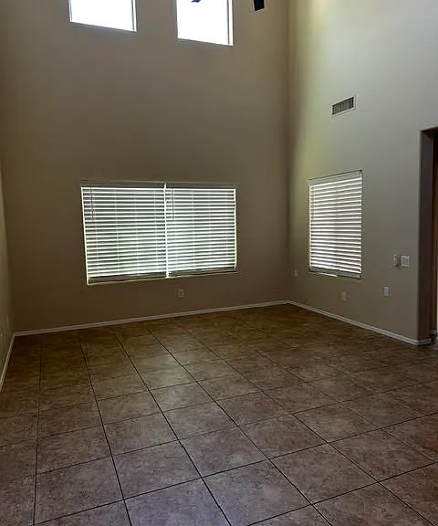 5440 W Hobby Horse Dr — Photo 4