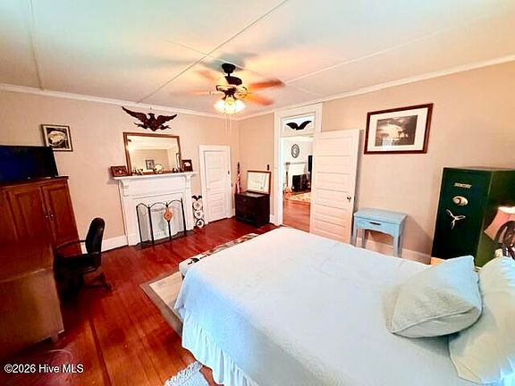 3rd image of 314 Oak Avenue
