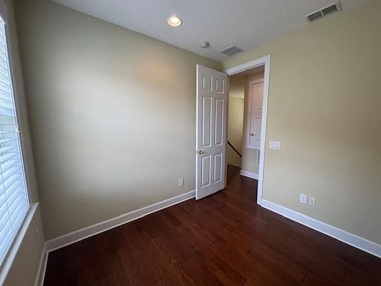 1442 Stickley Ave — Photo 26