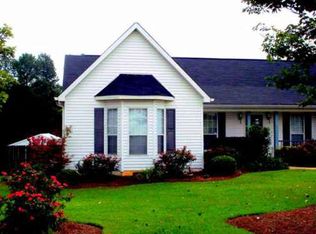 201 Muirfield Ln, Byron, GA 31008