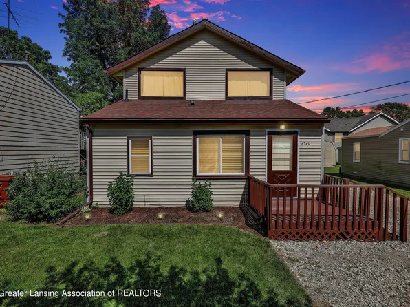 2520 Selma St, Holt, MI 48842