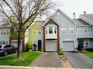 2 Oxford Rd, Holmdel, NJ 07733