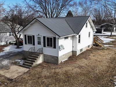 305 N Wabasha, Plainview, MN, 55964