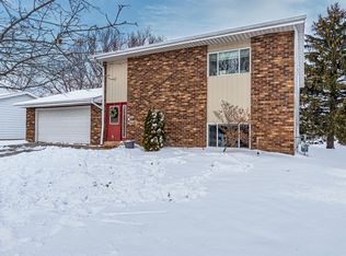 4220 W Mangold Ave #4222, Milwaukee, WI 53221