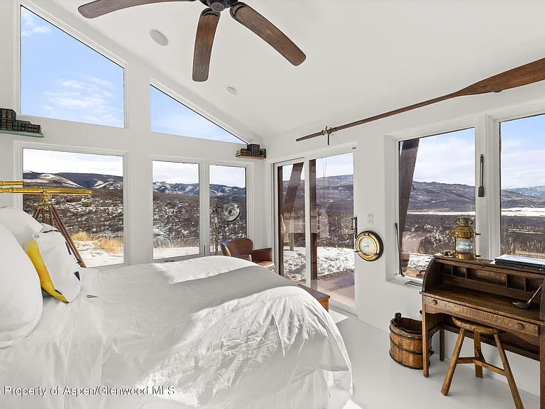 2103 Ten Peaks Mesa Rd — Photo 33