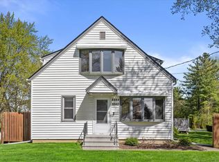 8842 S Chicago ROAD #8844, Oak Creek, WI 53154