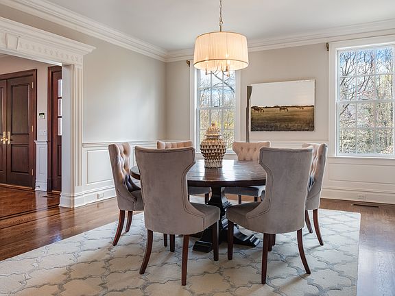 Dining Room.jpg