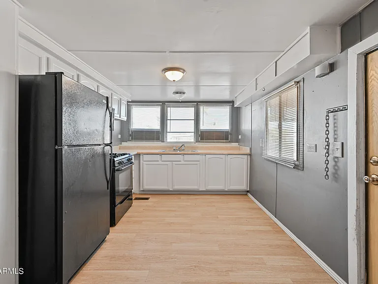 2055 W Gregory St — Photo 5