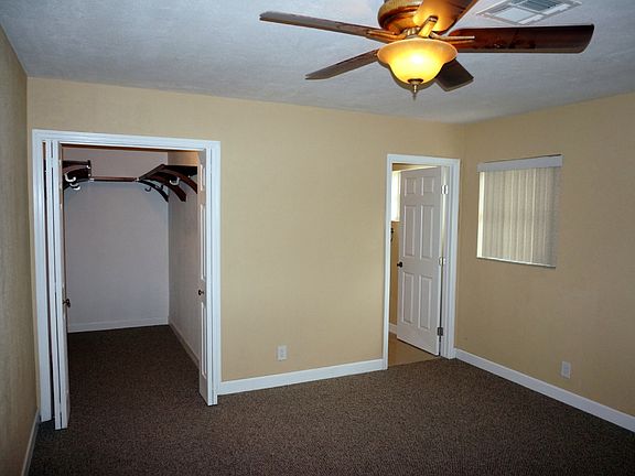 4th image of 1321 SE 5th Ave