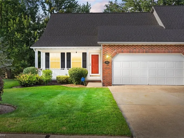 2507 Clearwater Ln, Painesville, OH 44077
