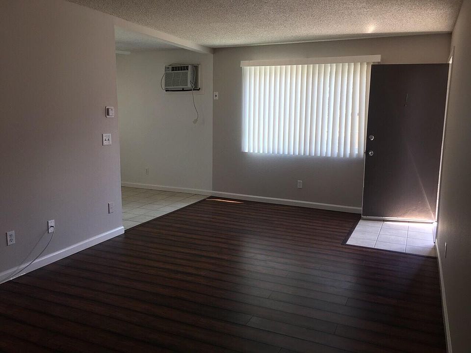 1st image of 5140 Oakland St APT 1