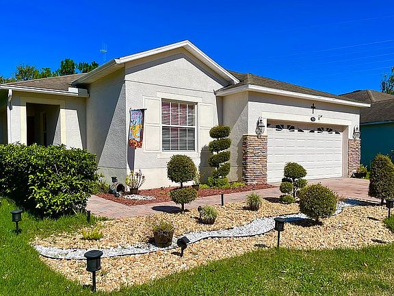 3rd image of 723 Brookeshire Dr