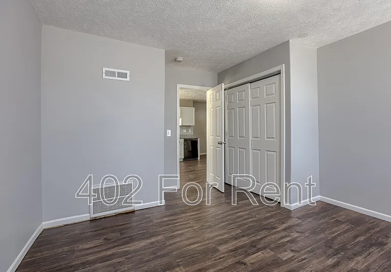2233 S 20th St #3 — Photo 9