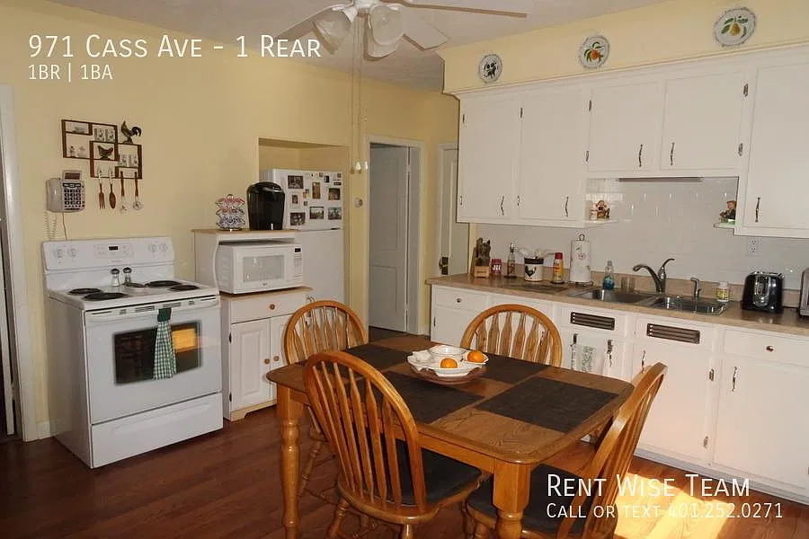 1 bed, 850 sqft, $1,395 — Photo 3