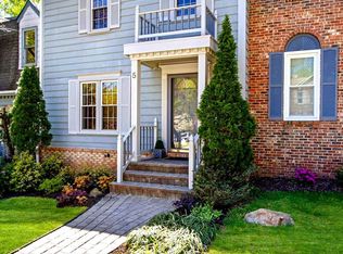 5 Castle Cliff Ct, Silver Spring, MD 20904