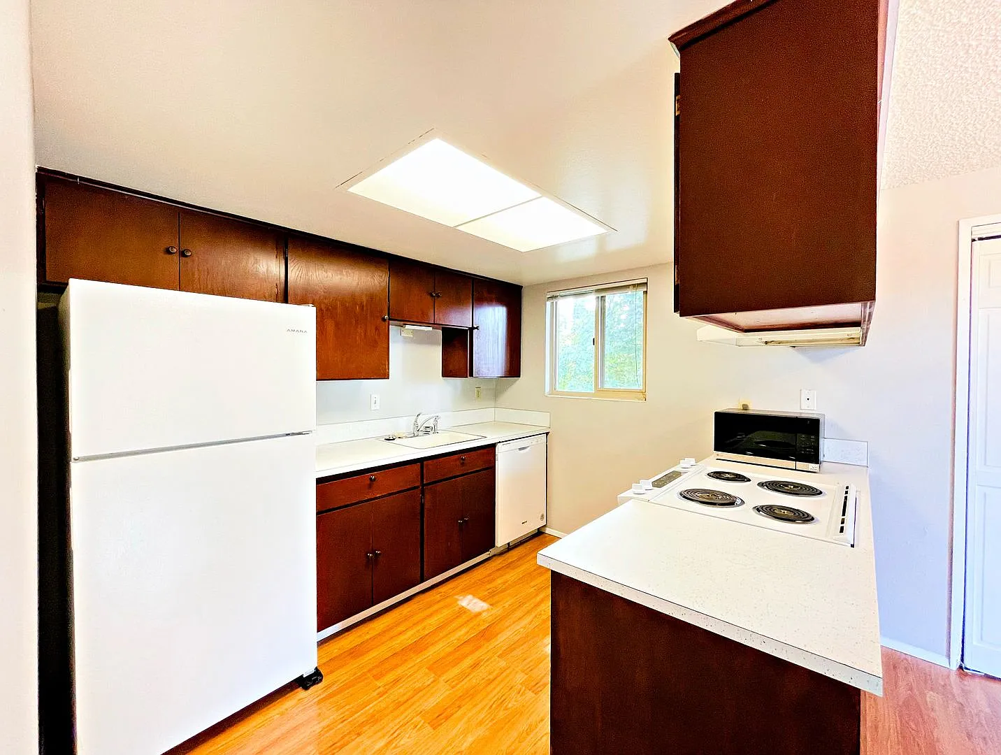 W. Beech St (6130)(m) — Photo 4