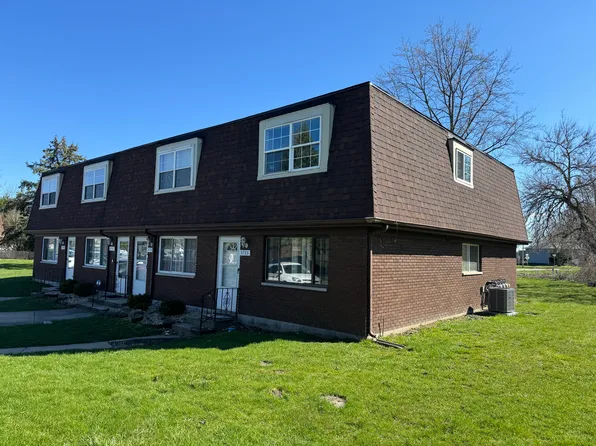 5799 Creekview Ct W, Portage, IN 46368