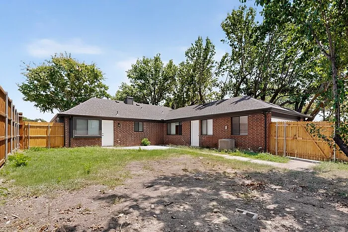 3701 University Dr — Photo 44