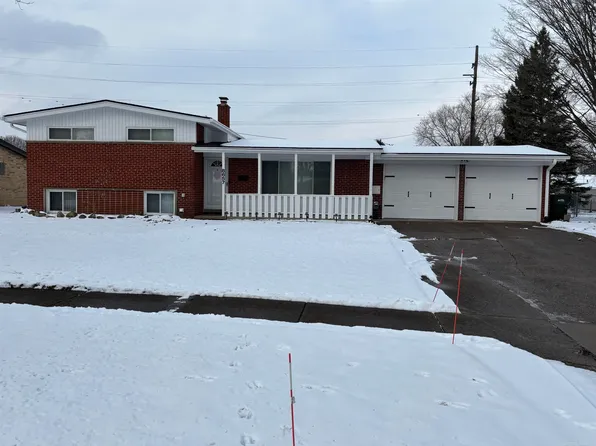 8657 Kidley Dr, Sterling Heights, MI 48314