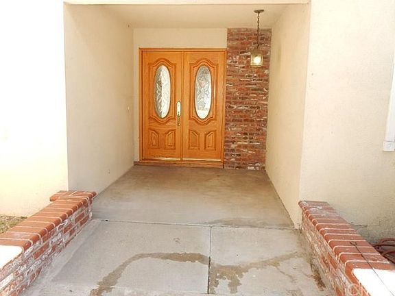 Double door entry - no steps