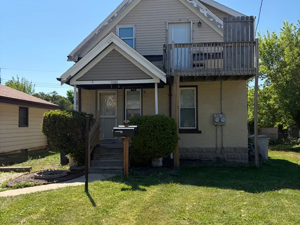3541 S 92nd St, Milwaukee, WI 53228