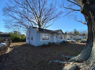 630 Clemson Cir, Winston Salem, NC 27107