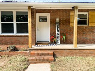 370 Rainey Rd, Faith, NC 28146